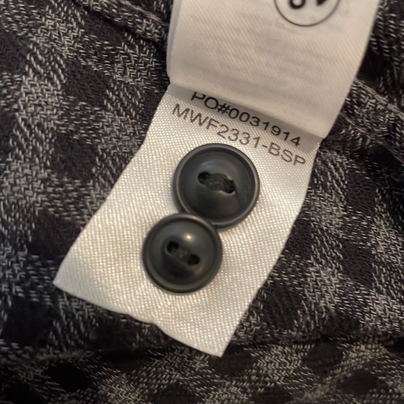 COPY - FAHERTY Malibu Long Sleeve Woven Shirt Size XXL, NWT - Picture 14 of 14